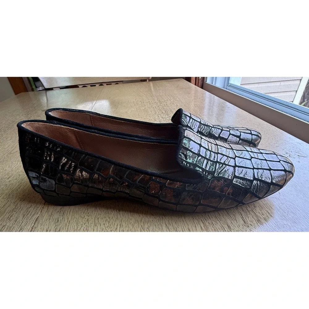 Donald J Pliner Dendas Metallic Bronze Croc Embossed Leather Flats Loafers 6M